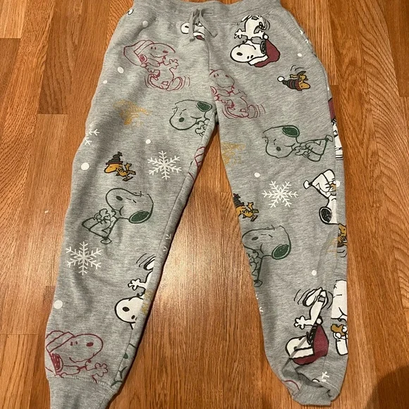 Snoopy Christmas Joggers - Picture 1 of 1